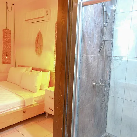 فندق مبيت وإفطار The Place Boutique كالكان