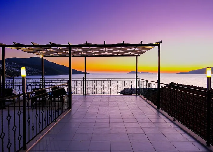 Alojamento de Acomodação e Pequeno-almoço The Place Boutique Kalkan